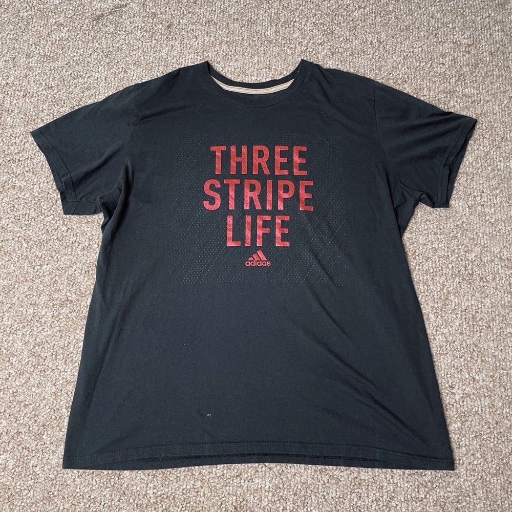 Adidas t shirt - Picture 1 of 2